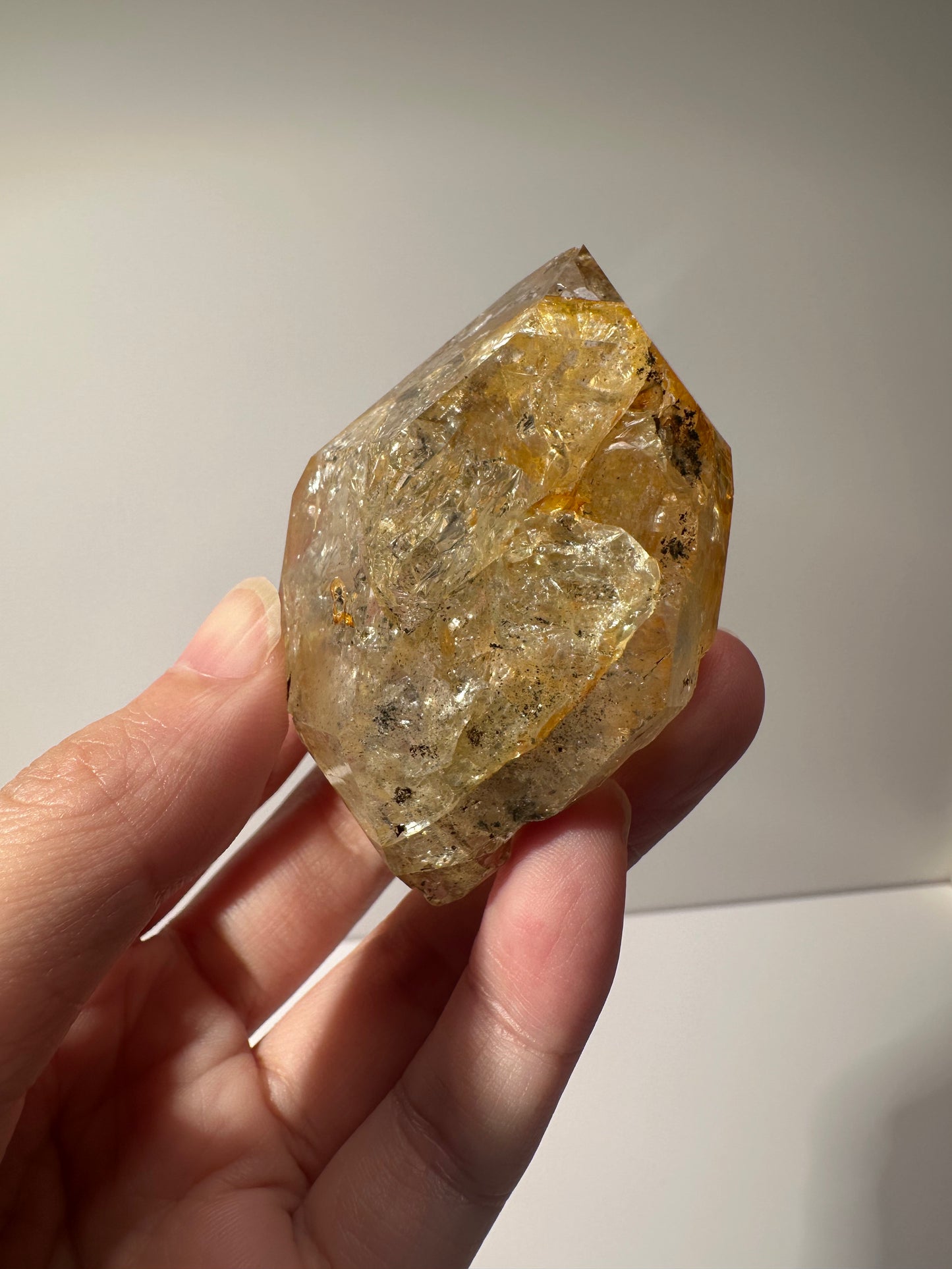 US New York Herkimer Diamond Raw Stone #319 (Double terminated, golden, rainbow)